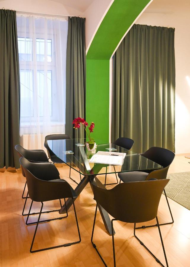 Amazing Suite Altes AKH Wenen Buitenkant foto